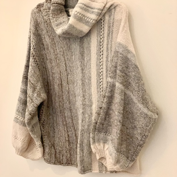 BNDI Anthropologie Balloon Sleeve Sweater Turtle Neck Small - Picture 2 of 2